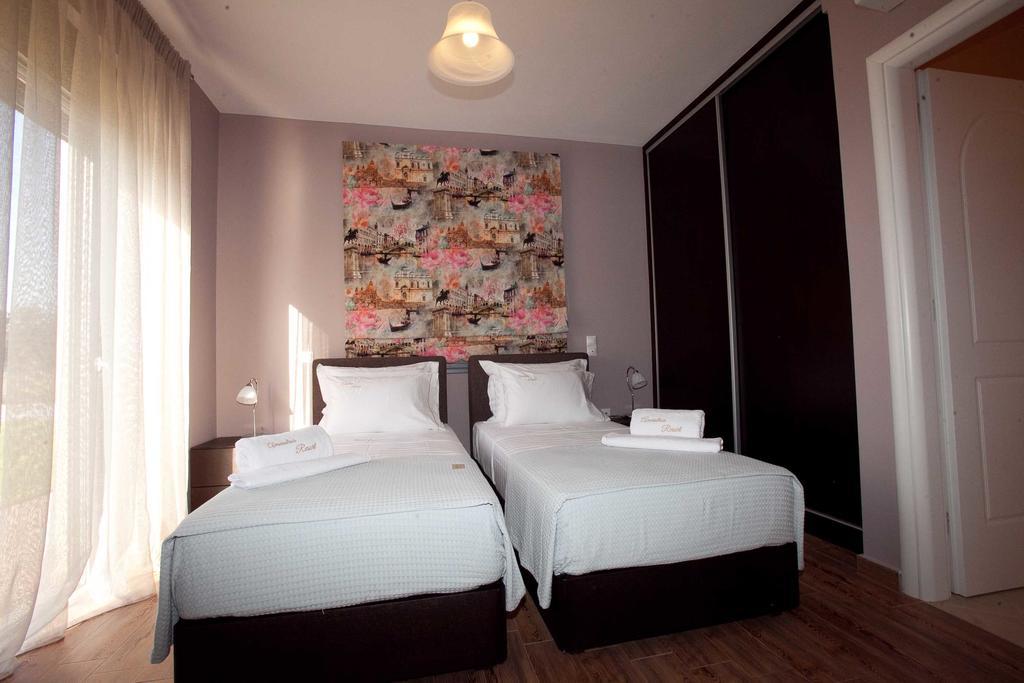 Ameadros Resort Mantzavináta エクステリア 写真